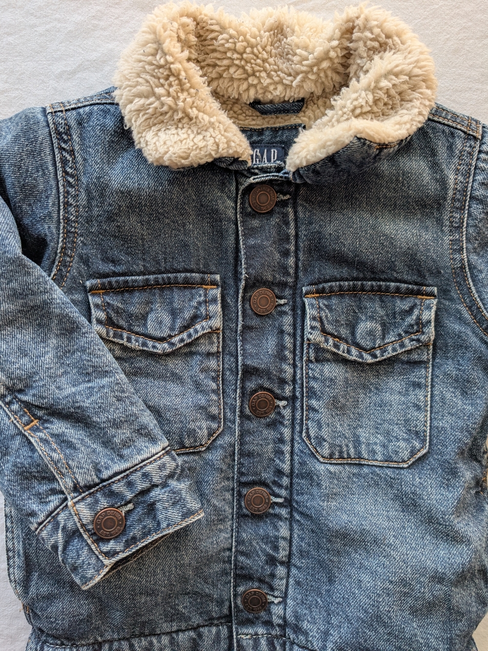 GAP Kids Boys Sherpa-Lined Blue Denim Jacket Size 2